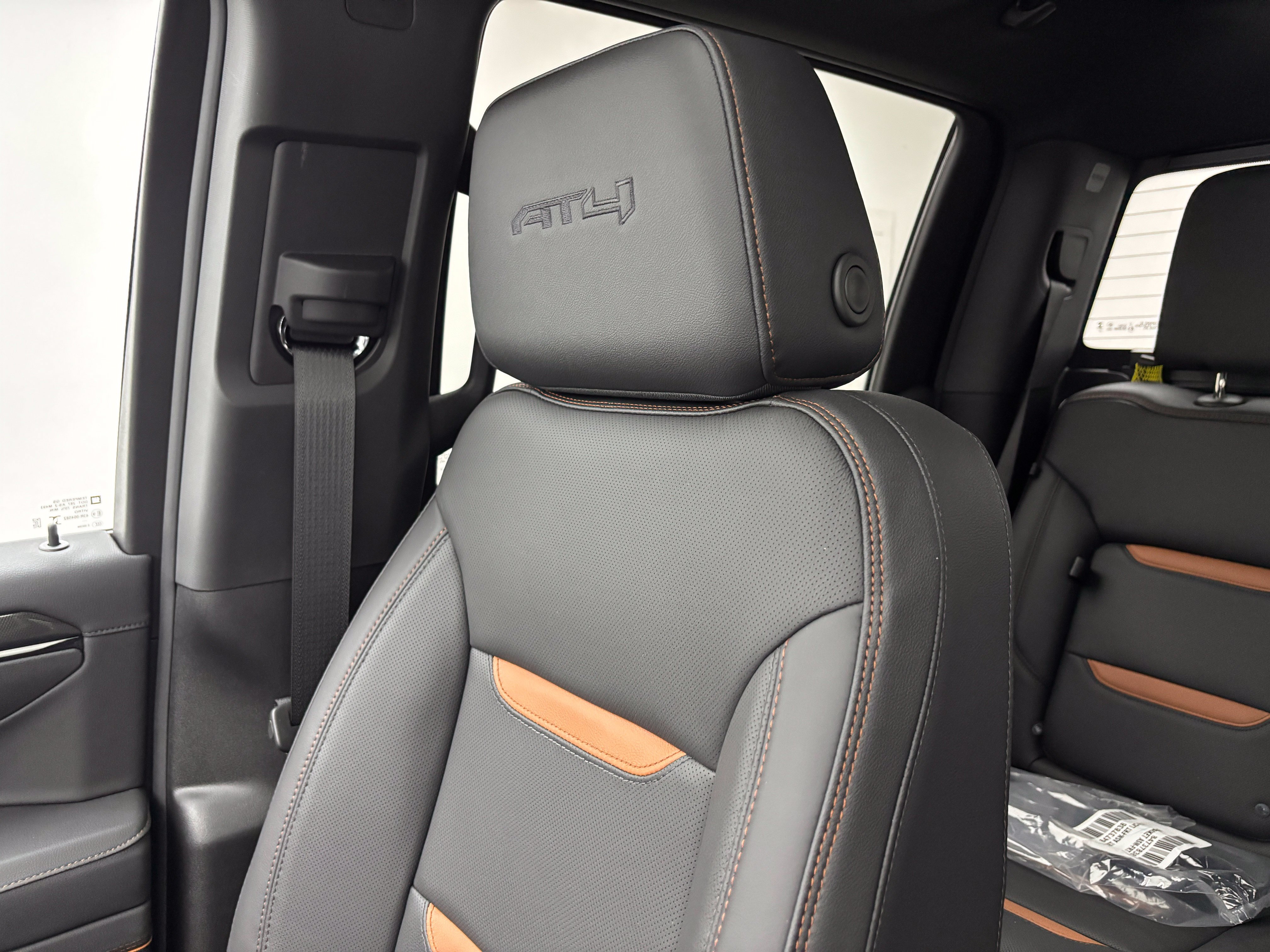 New 2026 GMC Sierra 1500 AT4 w/ AT4 Premium Package AWD/4WD image 46