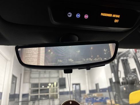 Used 2019 Chevrolet Camaro SS image 20