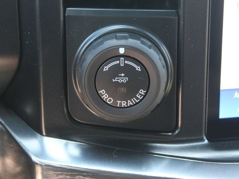 New 2026 Ford F350 Lariat w/ Lariat Premium Package AWD/4WD image 39