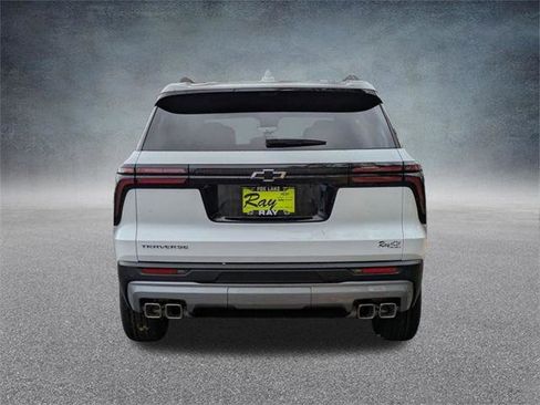 New 2026 Chevrolet Traverse LT w/ Driver Confidence Package image 5