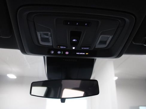 New 2026 GMC Sierra 1500 SLE AWD/4WD image 42