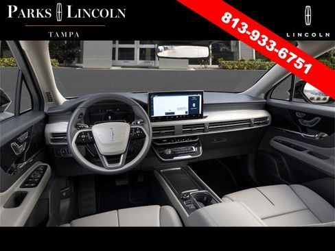 New 2026 Lincoln Corsair Premiere image 9