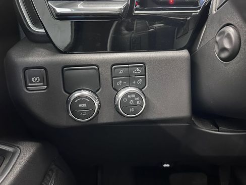 Used 2023 GMC Sierra 1500 SLT RWD image 28