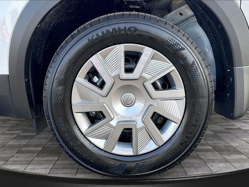 New 2026 Nissan Kicks S image 11