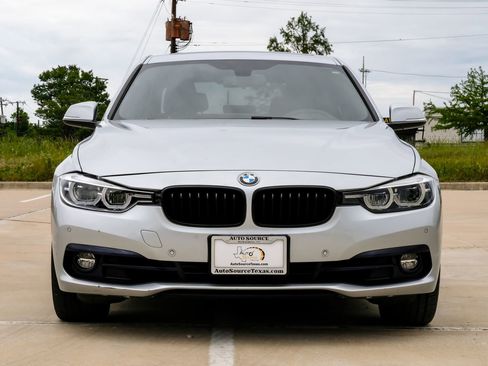 Used 2018 BMW 330i Sedan w/ Convenience Package RWD image 7