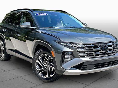Used 2025 Hyundai Tucson Limited AWD/4WD image 3