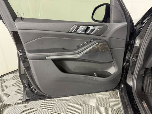 Used 2023 BMW X5 sDrive40i w/ Premium Package RWD image 8