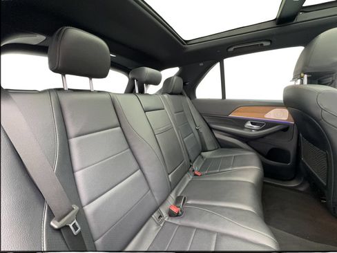Used 2021 Mercedes-Benz GLE 350 w/ AMG Line Exterior image 26