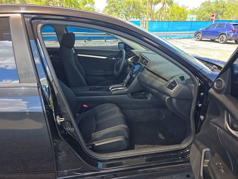 Used 2017 Honda Civic EX image 6