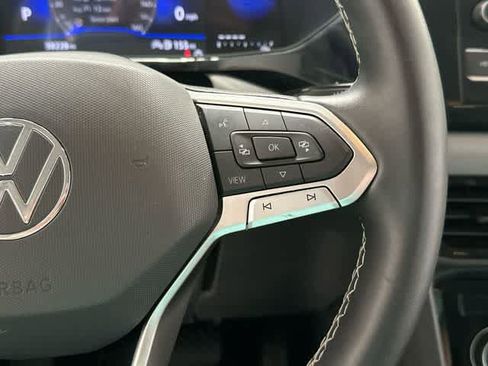 Certified 2023 Volkswagen Taos S FWD image 9
