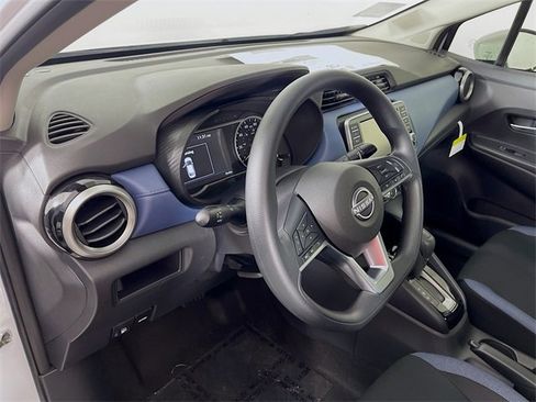 New 2025 Nissan Versa SV w/ Trunk Package image 7