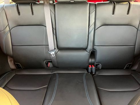 Used 2024 Jeep Wrangler Unlimited Rubicon 4xe AWD/4WD image 60