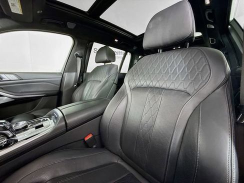 Used 2021 BMW ALPINA XB7 ALPINA XB7 image 23