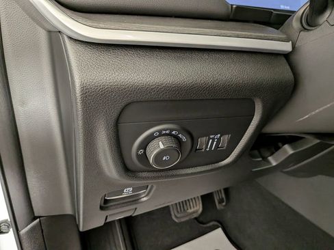 Used 2025 Jeep Grand Cherokee Limited AWD/4WD image 20