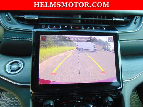 Certified 2022 Jeep Grand Cherokee Limited image 27