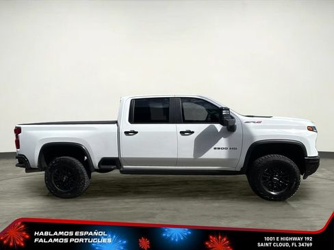 Certified 2024 Chevrolet Silverado 2500 ZR2 w/ Technology Package AWD/4WD image 7