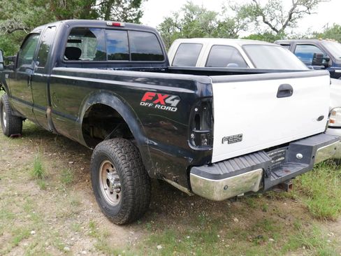 Used 2002 Ford F250 4x4 SuperCab Super Duty image 2