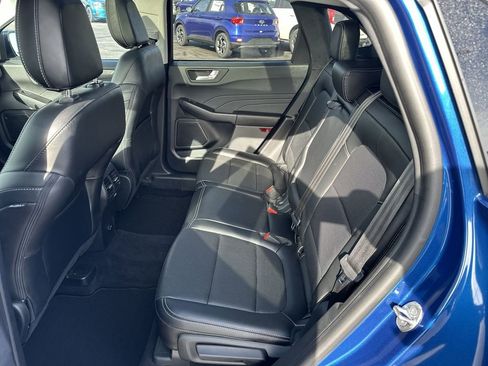 Used 2022 Ford Escape Titanium w/ Class II Trailer Tow Package image 25