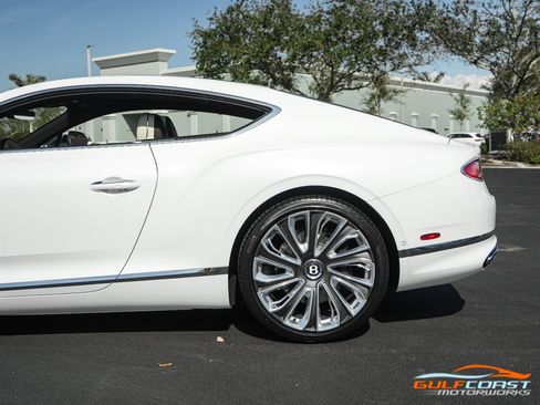 Used 2023 Bentley Continental GT V8 image 49
