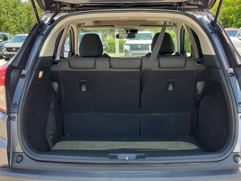 Used 2022 Honda HR-V EX image 9