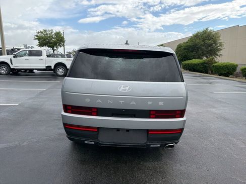Used 2026 Hyundai Santa Fe SE image 9
