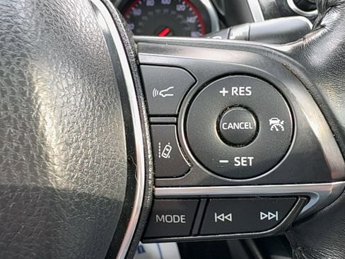 Used 2020 Toyota Camry XSE image 23