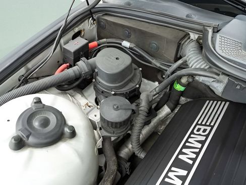 Used 1999 BMW M3 Coupe RWD image 32