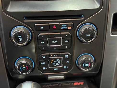 Used 2014 Ford F150 Raptor w/ Equipment Group 801A Luxury AWD/4WD image 17