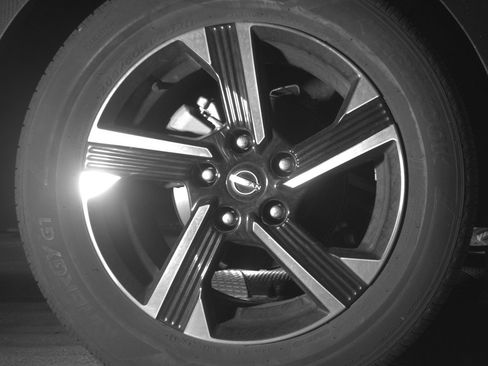 Used 2025 Nissan Sentra SV image 15