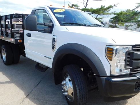 Used 2019 Ford F450 XL image 1