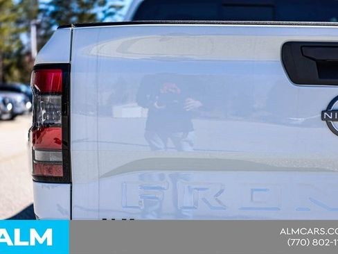 Certified 2025 Nissan Frontier SV w/ SV Convenience Package RWD image 13