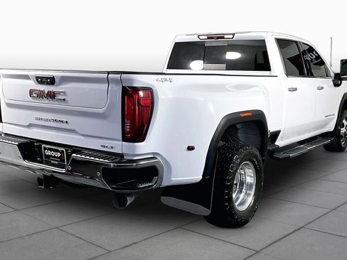 Used 2020 GMC Sierra 3500 SLT AWD/4WD image 12