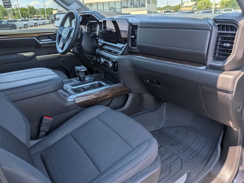 Certified 2023 GMC Sierra 1500 Elevation w/ X31 Off-Road Package AWD/4WD image 28