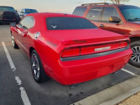 Used 2013 Dodge Challenger R/T w/ Electronics Convenience Group image 2