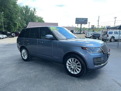 Used 2019 Land Rover Range Rover HSE image 3