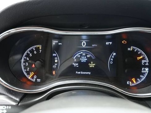 Used 2020 Jeep Grand Cherokee Laredo w/ Quick Order Package 2BN North AWD/4WD image 19