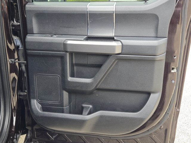 Used 2018 Ford F150 XLT w/ Equipment Group 302A Luxury AWD/4WD image 10