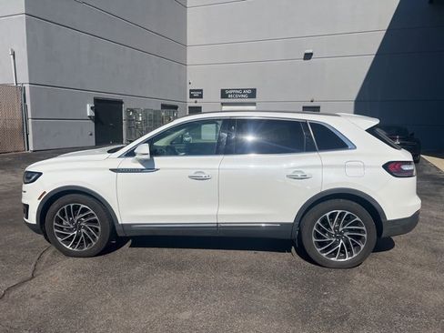 Used 2020 Lincoln Nautilus Reserve w/ Equipment Group 201A image 6