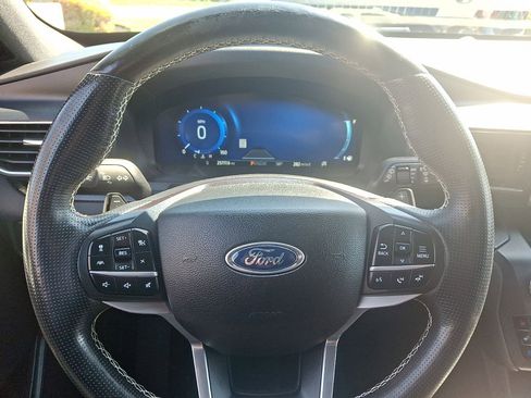 Used 2020 Ford Explorer ST AWD/4WD image 16