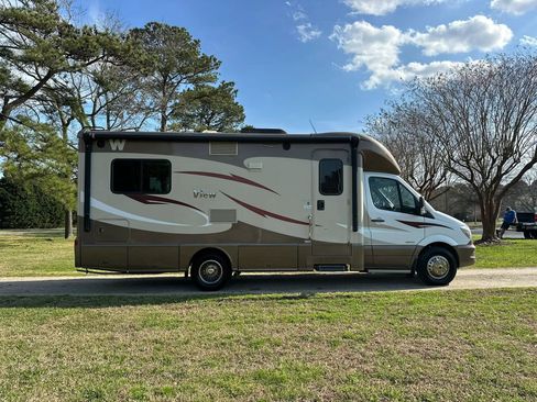 Used 2014 Mercedes-Benz Sprinter 3500 image 7
