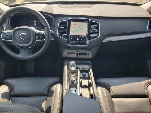 Used 2024 Volvo XC90 T8 Ultimate AWD/4WD image 28