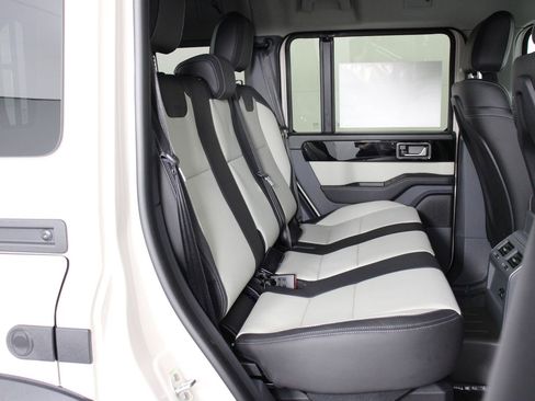 New 2025 INEOS Grenadier Fieldmaster Edition image 13