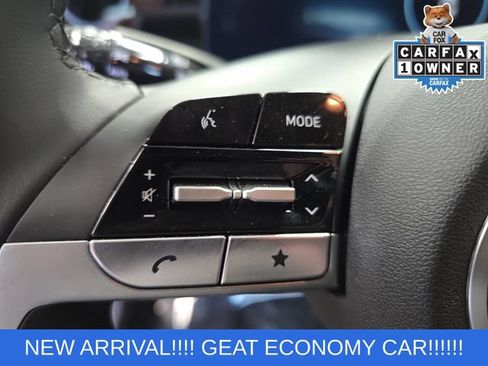 Used 2024 Hyundai Elantra SEL w/ Convenience Package FWD image 17