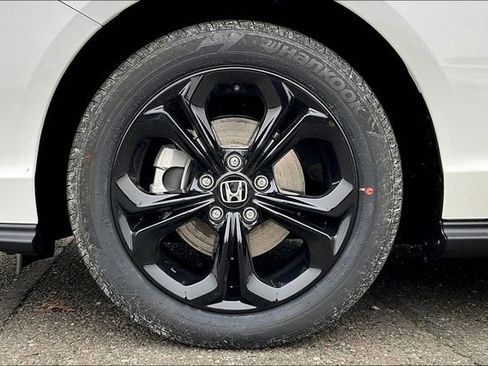 New 2025 Honda Accord SE image 14