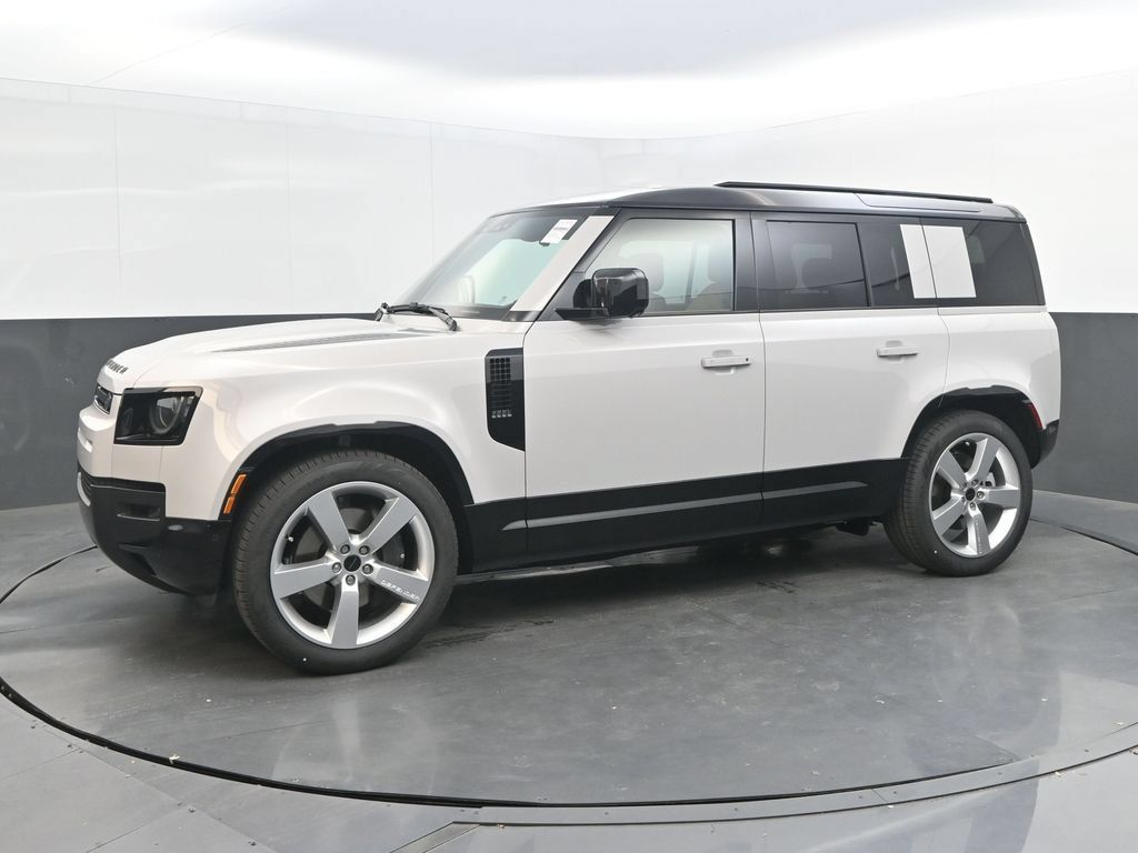 Used 2026 Land Rover Defender 110 X-Dynamic SE AWD/4WD image 2