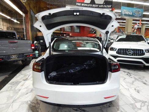 Used 2021 Tesla Model 3 Long Range image 7