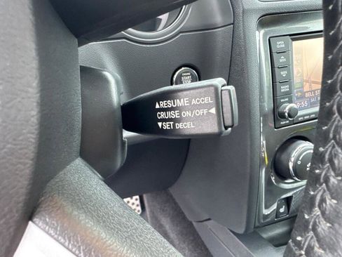Used 2010 Dodge Challenger SRT8 w/ SRT Option Group II RWD image 10