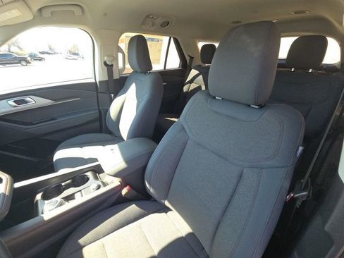 New 2026 Ford Explorer Active image 16