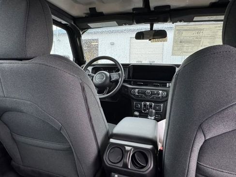 New 2026 Jeep Gladiator Sport image 32