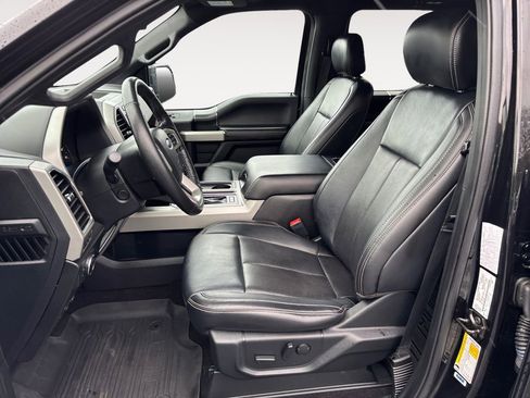 Used 2019 Ford F150 Lariat w/ Equipment Group 502A Luxury image 16